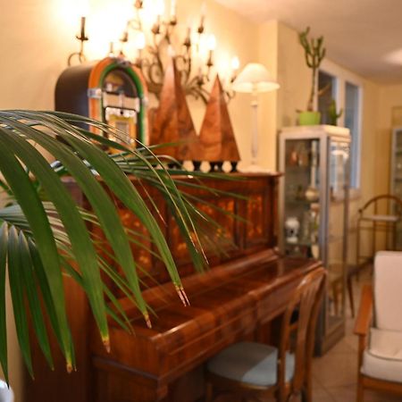 Hotel B&B Montecarlo Milano Marittima Esterno foto