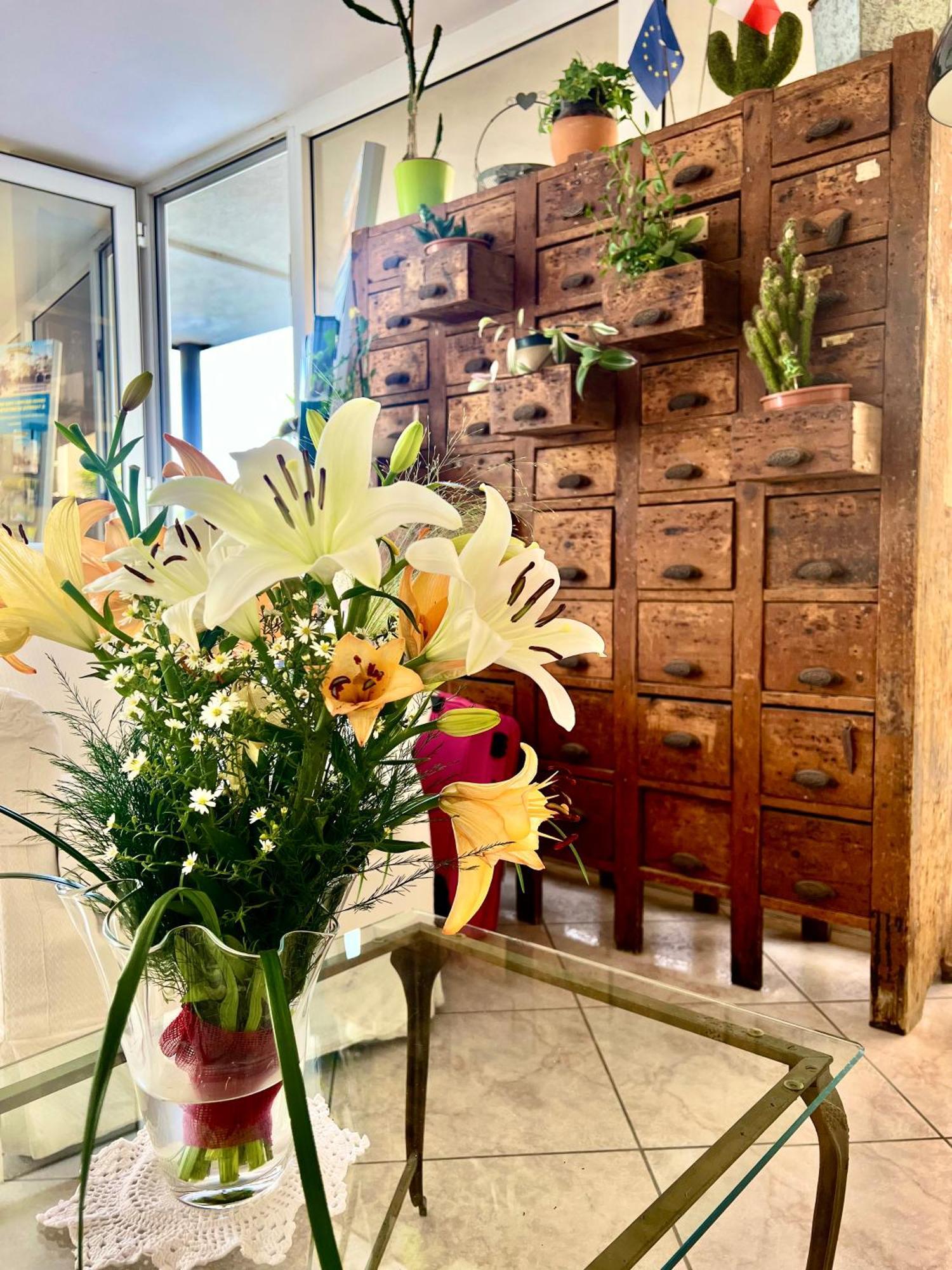 Hotel B&B Montecarlo Milano Marittima Esterno foto